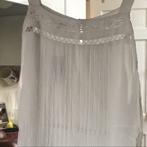 🌻Ivory White Crochet Detail Blouse🌻 - Picture 10 of 12